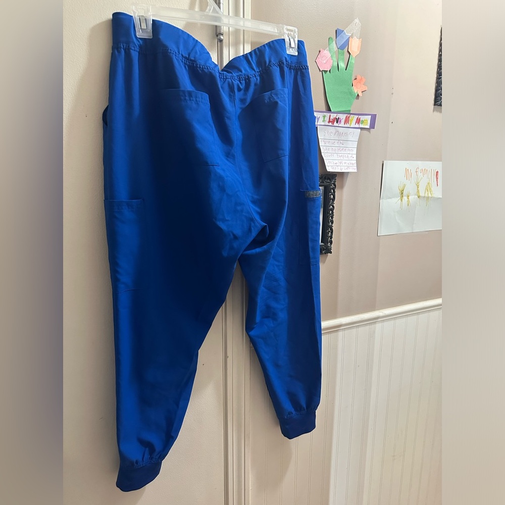 MedCotoure Scrub Pants